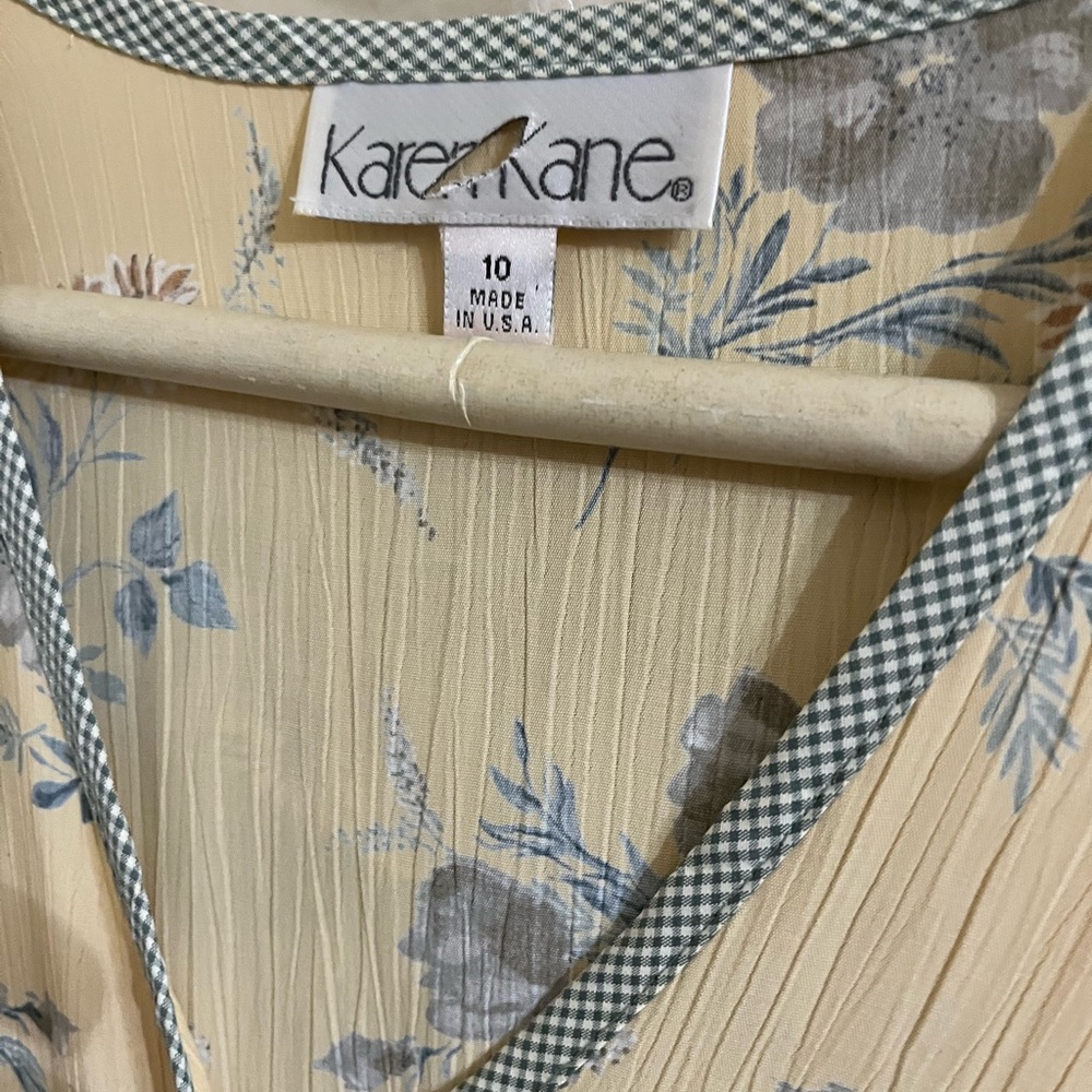 Karen Kane Cream and Blue Floral Top